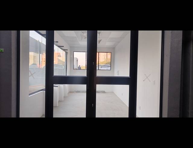 35M² BUSINESS CENTRE TO LET IN NELSPRUIT CENTRAL